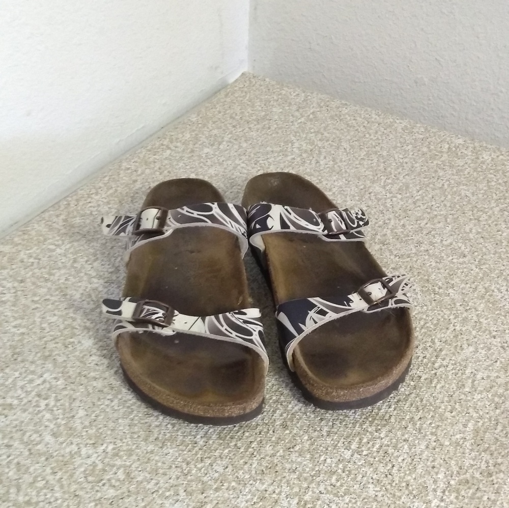 Birkis By Birkenstocks Brown White Strap Sandals